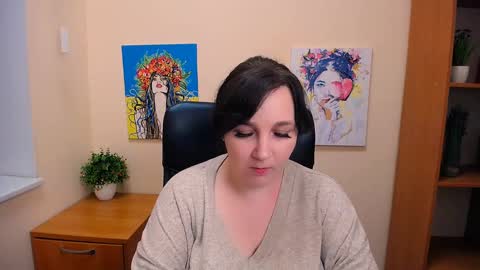 Snapshot of _miranda_sun chatting on 12, 3, 2025 Miranda online show from 12, 3, 2025