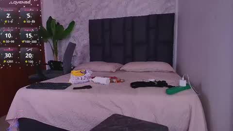 Mishell online show from 16, 10, 2025