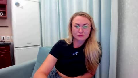 Eva online show from 8, 9, 2025