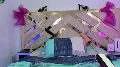 Khloe  online show from 14, 1, 2025