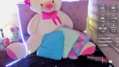 Snapshot of _missemily chatting on 22, 2, 2025 Emi online show from 22, 2, 2025