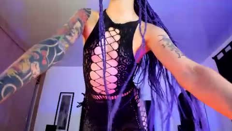 mizuki  online show from 23, 7, 2026