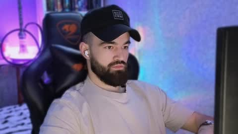 Ask me online show from 8, 1, 2025