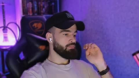 Ask me online show from 9, 1, 2025