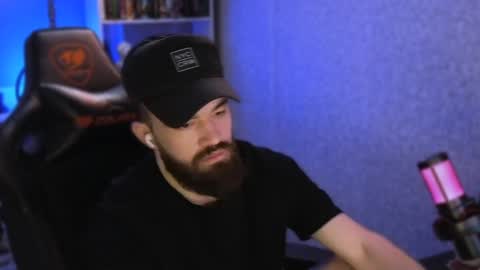 Ask me online show from 22, 1, 2025