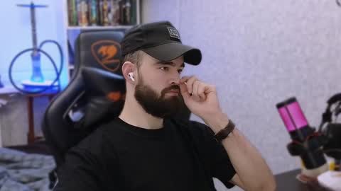 Ask me online show from 23, 1, 2025