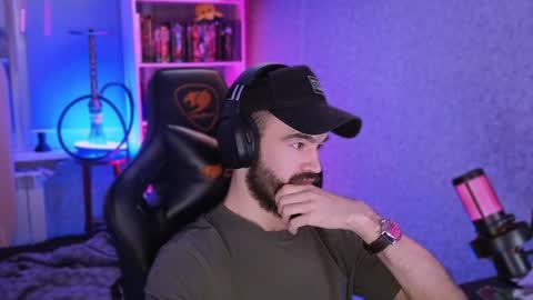 Ask me online show from 25, 1, 2025