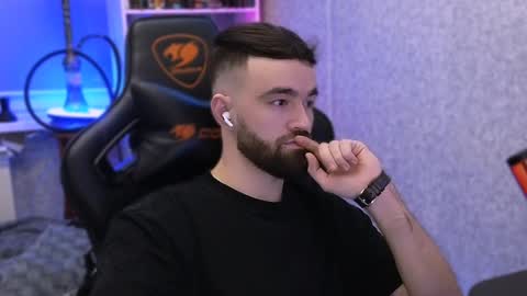 Ask me online show from 26, 1, 2025