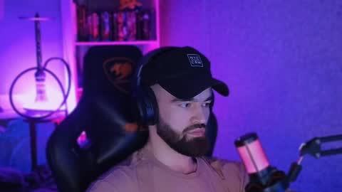 Ask me online show from 28, 1, 2025