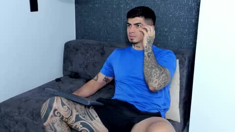 _mrcock_ online show from 5, 2, 2026