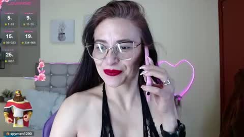 Snapshot of _naomi_s chatting on 18, 6, 2026 _naomi_s online show from 18, 6, 2026