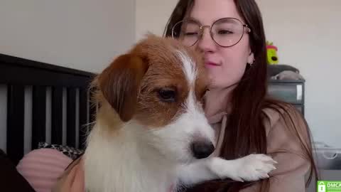 Mia with a big heart  online show from 10, 3, 2025