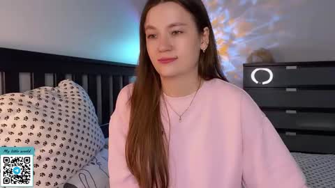 Mia with a big heart  online show from 9, 9, 2025