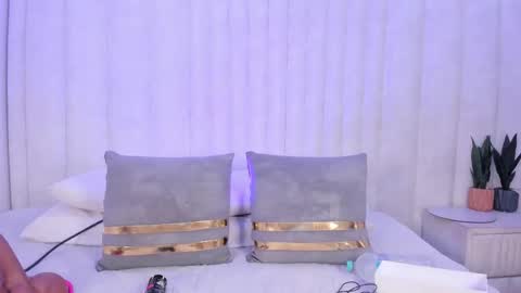 Niole online show from 17, 2, 2026