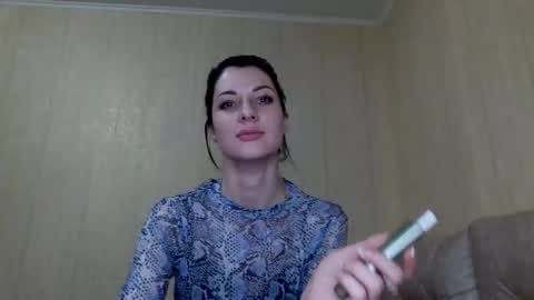  Number 1  online show from 23, 1, 2025