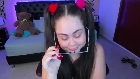 Snapshot of _oliviajoness chatting on 2, 3, 2026 Olivia jones online show from 2, 3, 2026