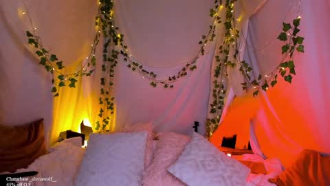 Olivia Wolf  online show from 6, 1, 2025