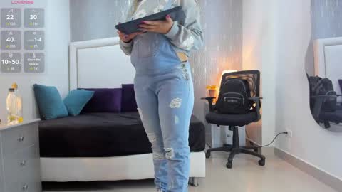 Snapshot of _peach1_ chatting on 26, 5, 2026 peach1 online show from 26, 5, 2026