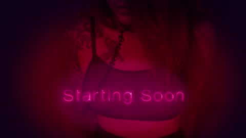 Snapshot of _private_person_ chatting on 9, 11, 2025 HADLY today day-off see u online 0112 online show from 9, 11, 2025