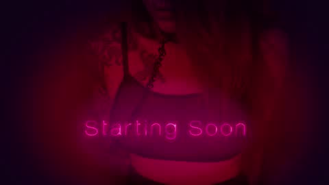 Snapshot of _private_person_ chatting on 15, 11, 2025 HADLY today day-off see u online 0112 online show from 15, 11, 2025