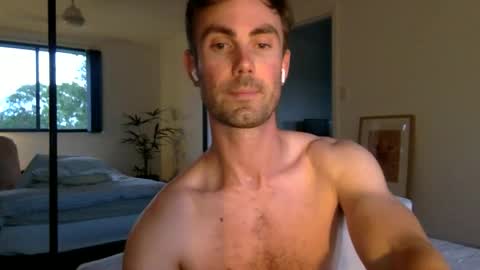 Snapshot of _r3ve_ chatting on 14, 12, 2025 _r3ve_ online show from 14, 12, 2025