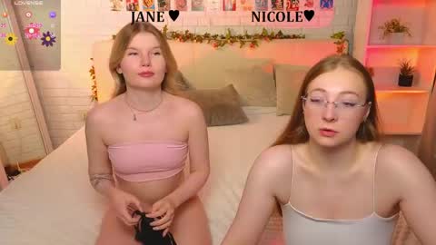 Snapshot of _ramune_ chatting on 31, 5, 2026 Merlizz Eva Jane Mila Nicole left to right online show from 31, 5, 2026