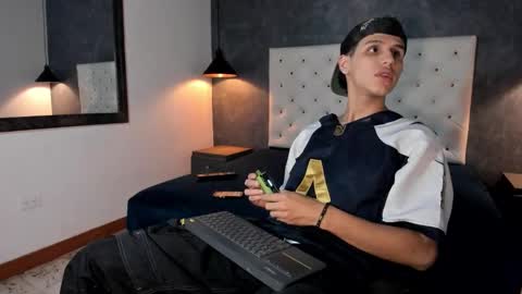 wav online show from 18, 12, 2025