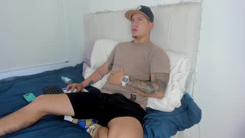 Snapshot of _robertobaggio chatting on 4, 12, 2024 Roberto online show from 4, 12, 2024