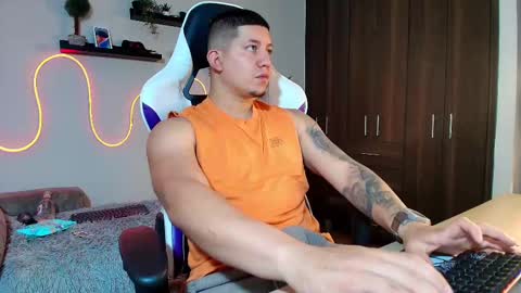 Snapshot of _robertobaggio chatting on 16, 2, 2025 Roberto online show from 16, 2, 2025
