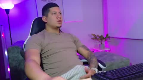 Snapshot of _robertobaggio chatting on 10, 7, 2026 Roberto online show from 10, 7, 2026