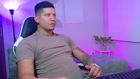 Snapshot of _robertobaggio chatting on 20, 7, 2026 Roberto online show from 20, 7, 2026