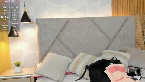 Antonella  online show from 11, 4, 2026