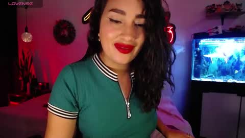 Snapshot of _santalove_ chatting on 24, 12, 2024  SantaLove  online show from 24, 12, 2024