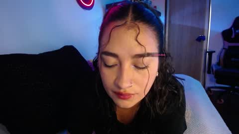 Snapshot of _santalove_ chatting on 5, 1, 2025  SantaLove  online show from 5, 1, 2025