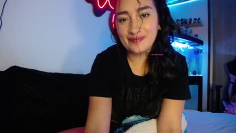 Snapshot of _santalove_ chatting on 6, 1, 2025  SantaLove  online show from 6, 1, 2025