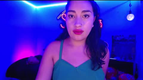 Snapshot of _santalove_ chatting on 13, 2, 2025  SantaLove  online show from 13, 2, 2025