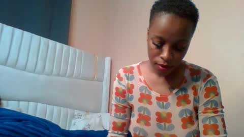 _sassydiva_ online show from 30, 11, 2025