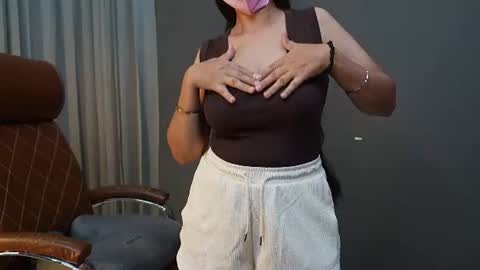 Snapshot of _savy_ chatting on 24, 6, 2026 Savreen online show from 24, 6, 2026