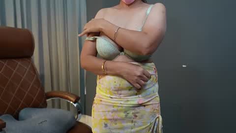 Snapshot of _savy_ chatting on 1, 7, 2026 Savreen online show from 1, 7, 2026