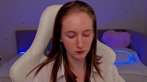 _secretelly_ online show from 28, 11, 2025