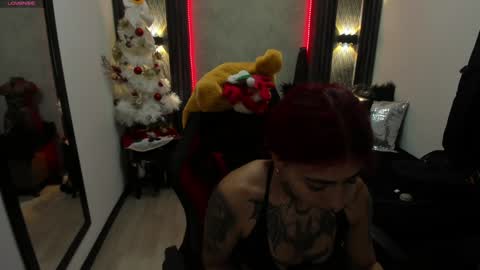 Snapshot of _selene_red chatting on 21, 12, 2024 Selene online show from 21, 12, 2024