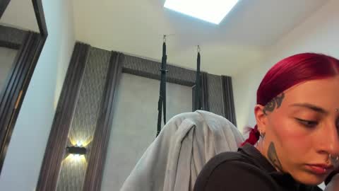 Snapshot of _selene_red chatting on 27, 5, 2026 Selene online show from 27, 5, 2026