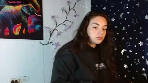 Snapshot of _serendepia_ chatting on 5, 7, 2026 Serendipia online show from 5, 7, 2026