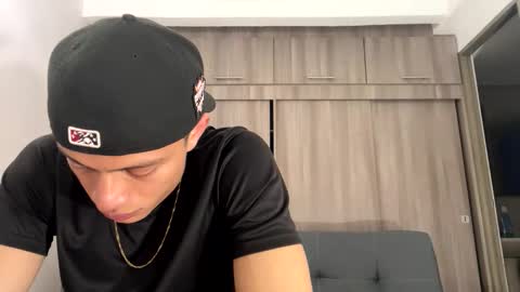 Juan Pablo-independent model online show from 7, 10, 2025