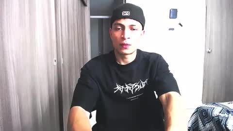Juan Pablo-independent model online show from 20, 5, 2026