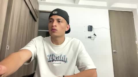 Juan Pablo-independent model online show from 21, 5, 2026