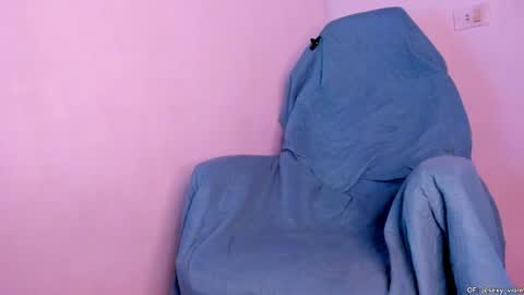 Violet online show from 30, 4, 2026