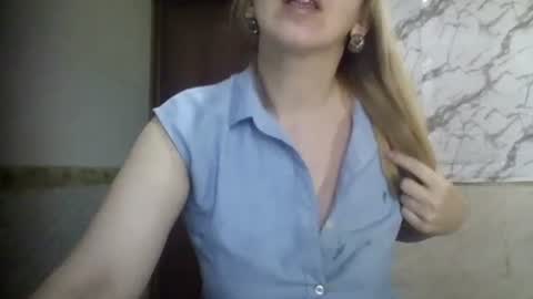 Snapshot of _sexyxsveta_ chatting on 12, 4, 2026 SexyXSveta online show from 12, 4, 2026