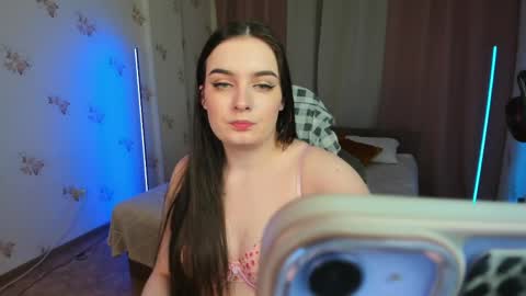 Snapshot of _shy_jenny_ chatting on 14, 5, 2026 Shy Jenny online show from 14, 5, 2026