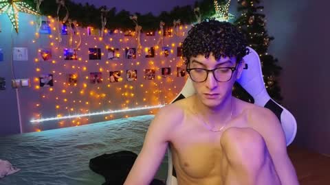 NATHANPVT IS OPEN online show from 5, 1, 2025